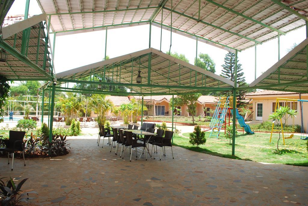 Whispering Woods Resort Lonavala Exteriér fotografie